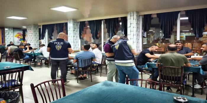 Kahta’da 879 kişi emniyet birimlerince kontrol edildi